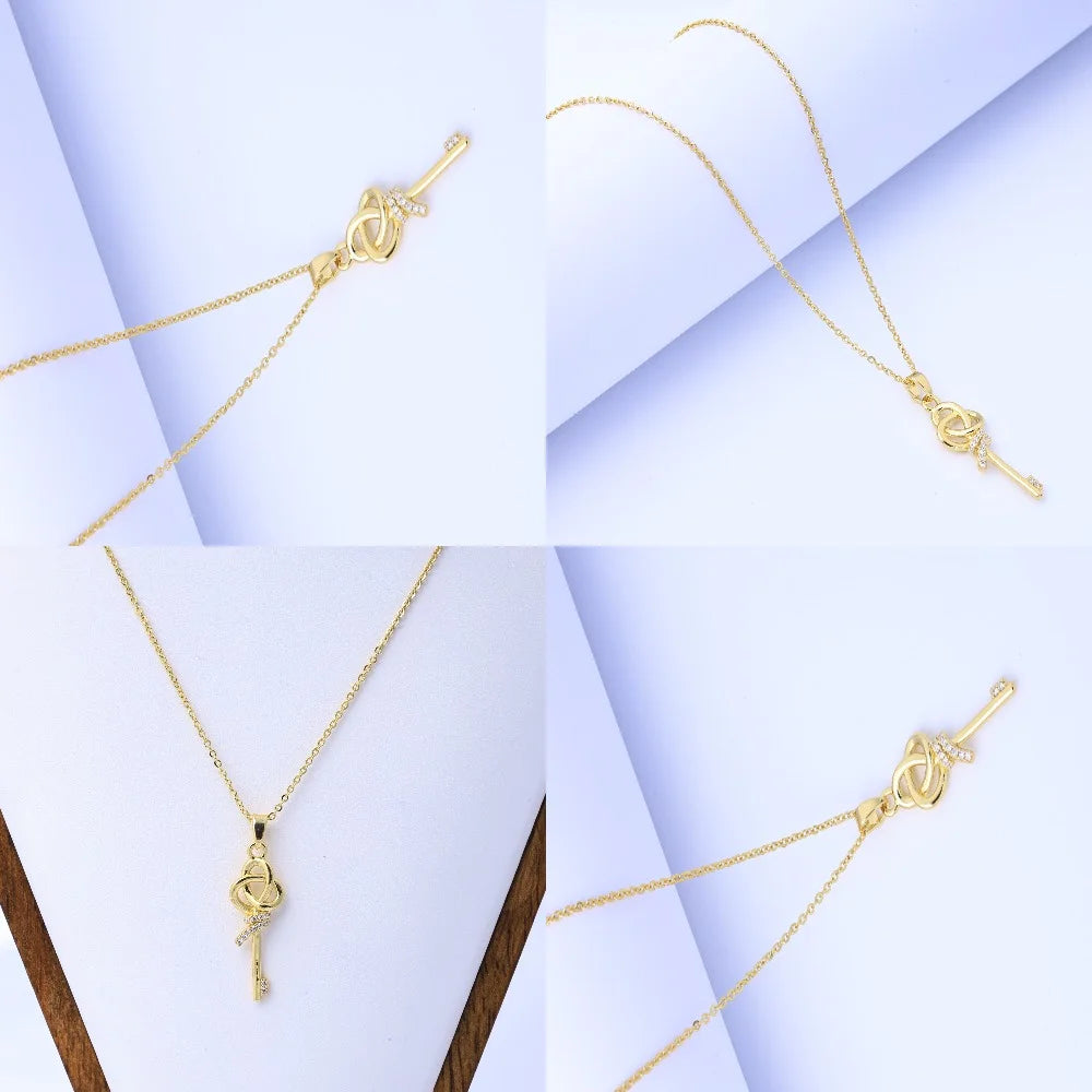 2025 New Titanium Steel Non-Fading Necklace Women'S Fashion, Simple and Light Luxury, Versatile High-End Pendant Women'S Necklac